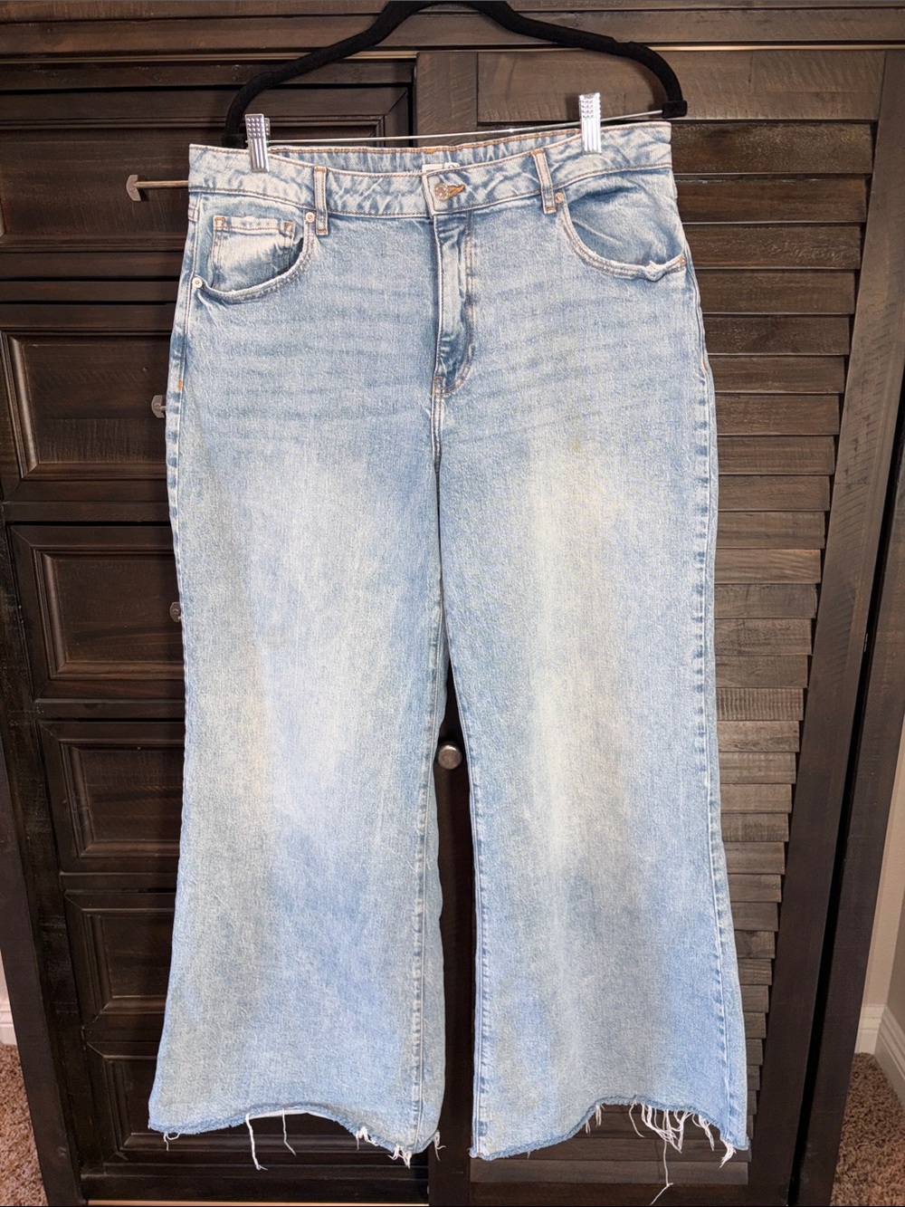 Forever 21 Light Wash Mid-Rise Wide Leg Jeans